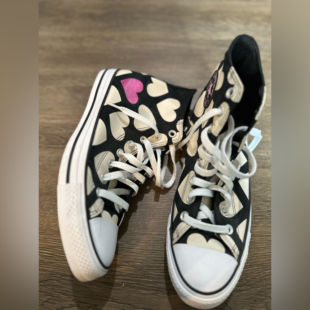 Converse Twisted Hearts Chucks Black/Natural Ivory/White Womems Size 10 567143F